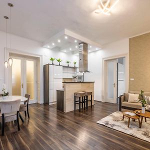 Deluxe Appartement met Twee Slaapkamers